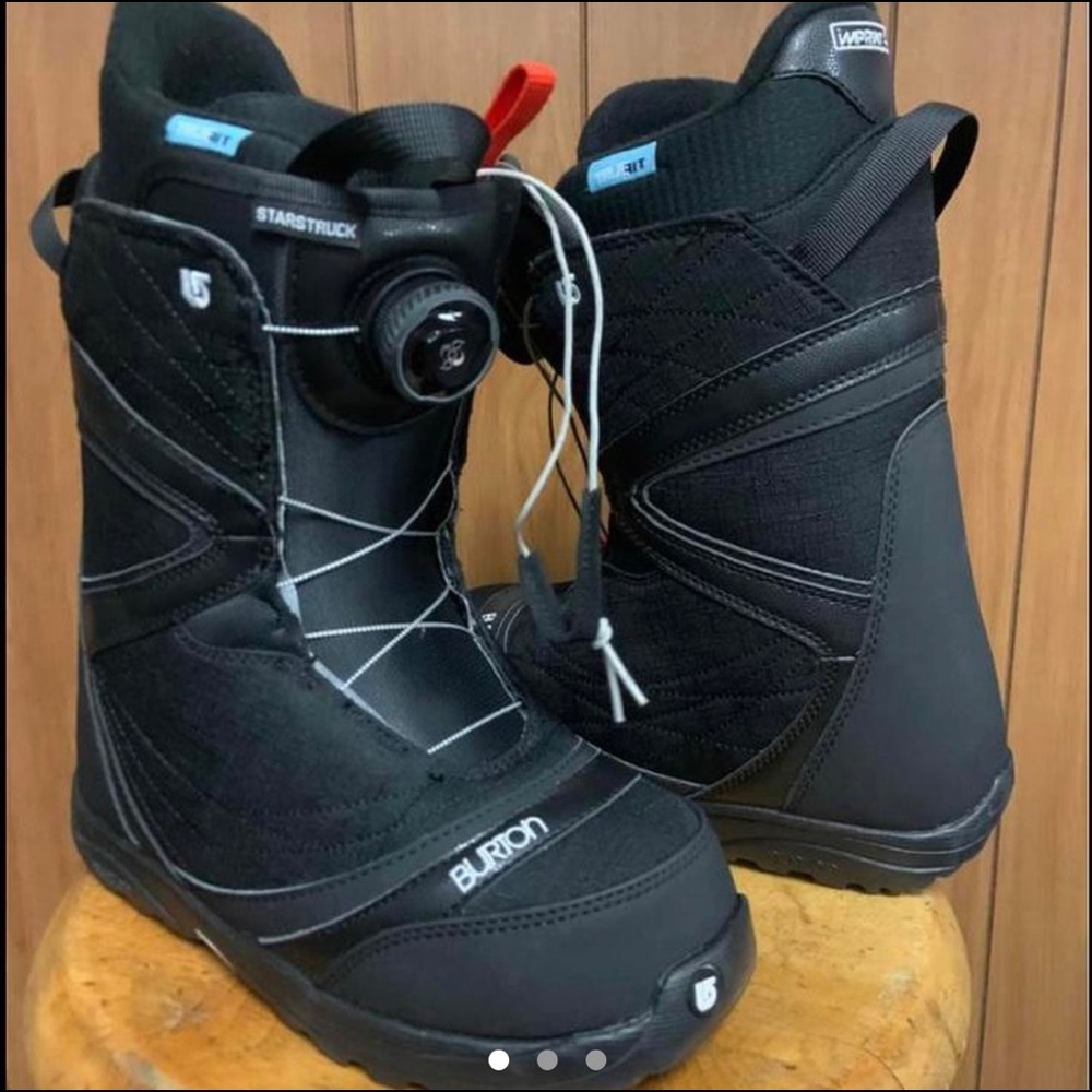 Burton snowboarding boots size 7
